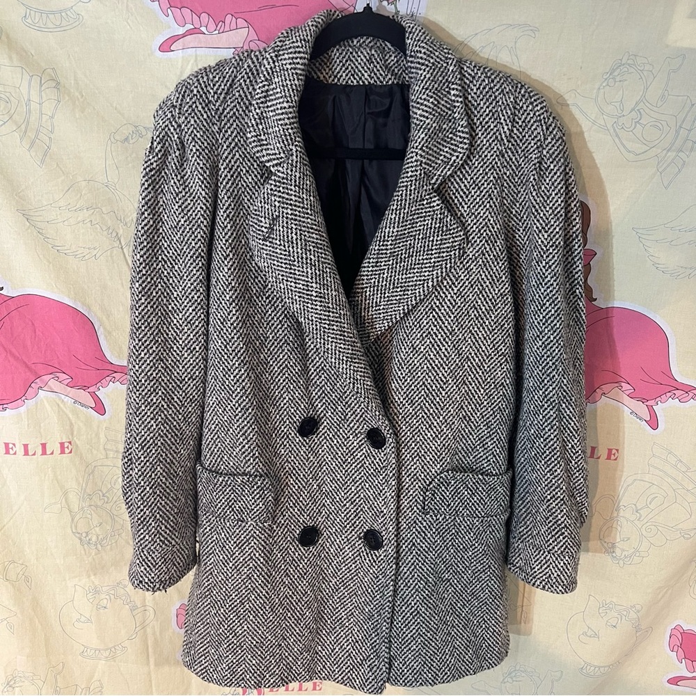 Vintage Saxton Hall Elegant Black and White Herringbone Blazer